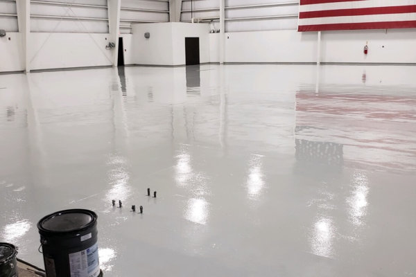 WHITEhangar