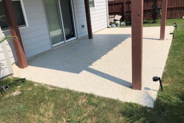 SHORELINEpatio2